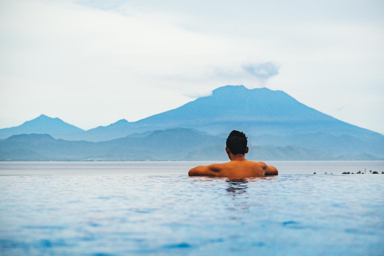 Jenggala Hill Hotell Nusa Lembongan Exteriör bild
