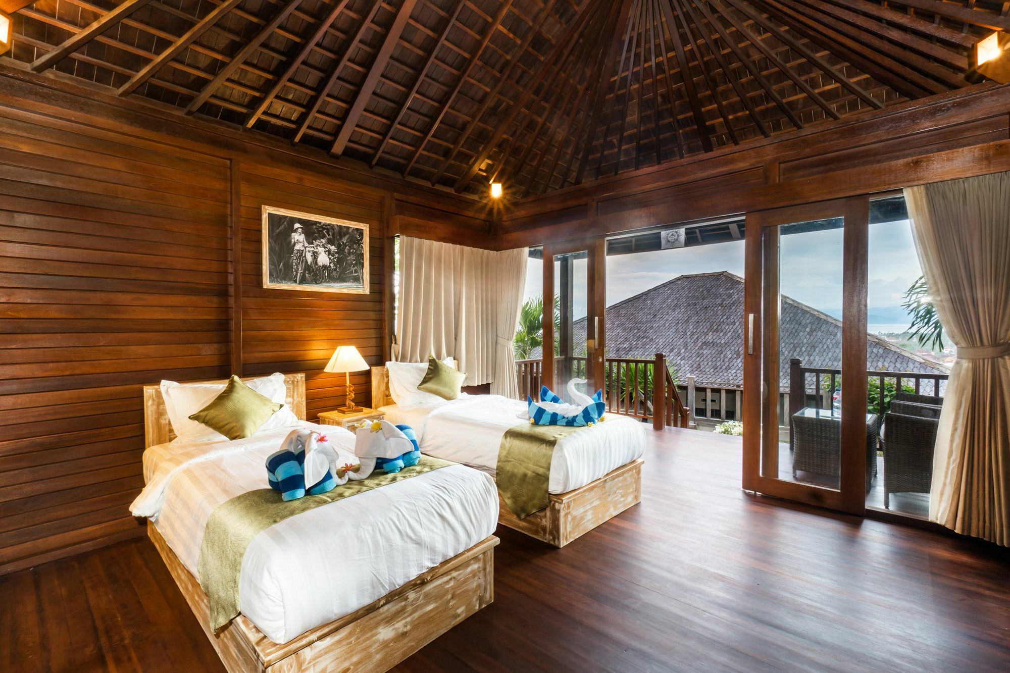 Jenggala Hill Hotell Nusa Lembongan Exteriör bild
