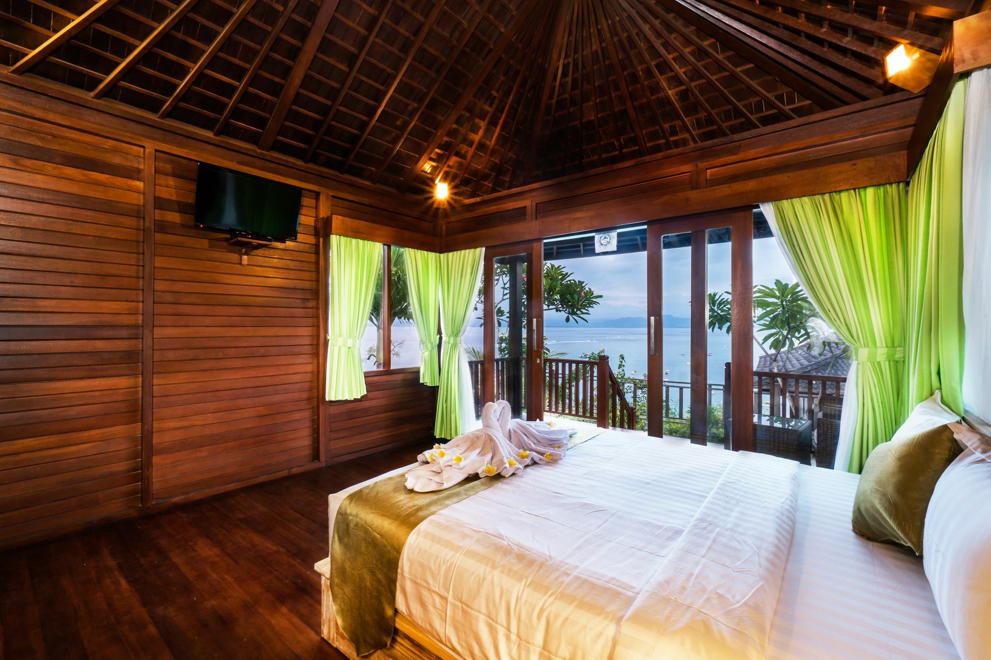 Jenggala Hill Hotell Nusa Lembongan Exteriör bild